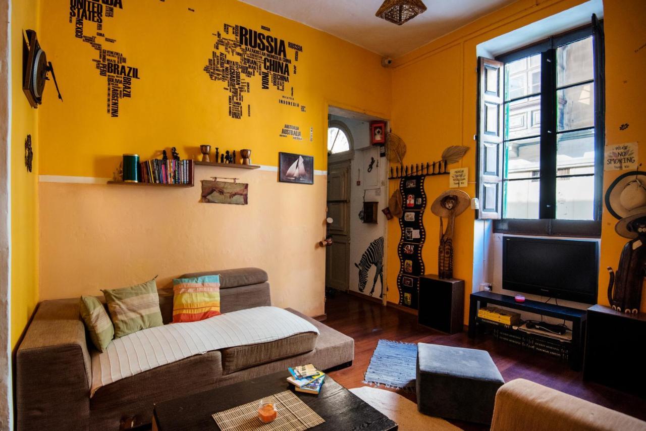 Homestay Five Trees