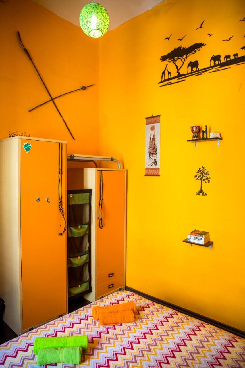 Five Trees Homestay *